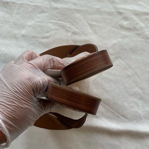 New Bernado White, Black, and Tan Tia Sandal Slide, Size 11! - Picture 6 of 11